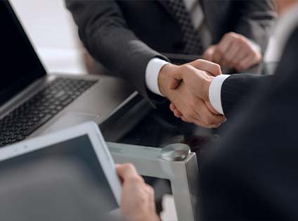 Unternehmer mit Immobilieninteresse